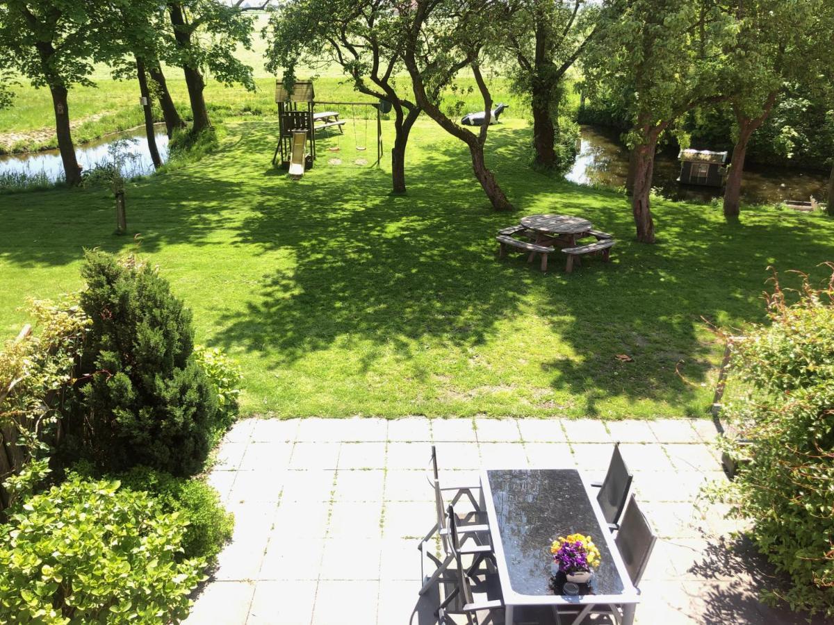 Appartementen Verhuur De Trijehoek Stiens Esterno foto
