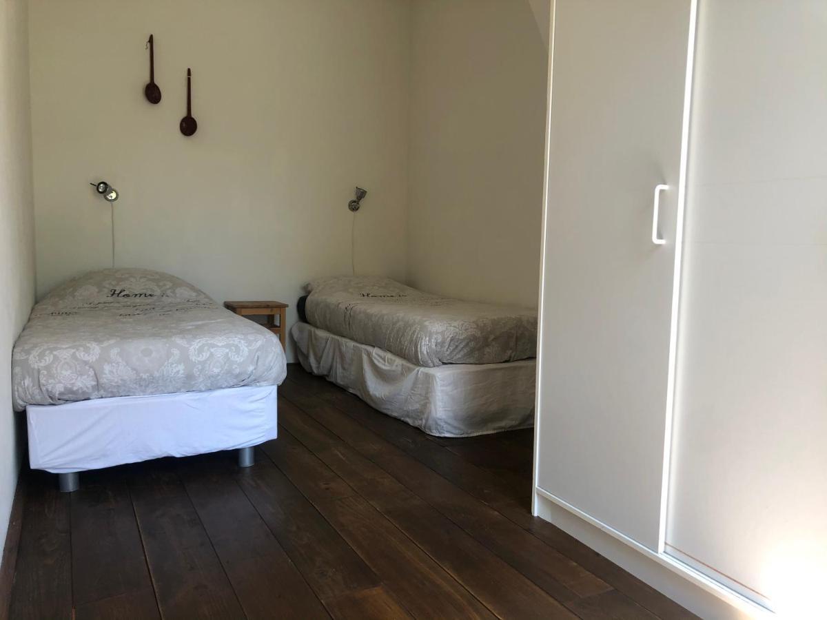 Appartementen Verhuur De Trijehoek Stiens Esterno foto