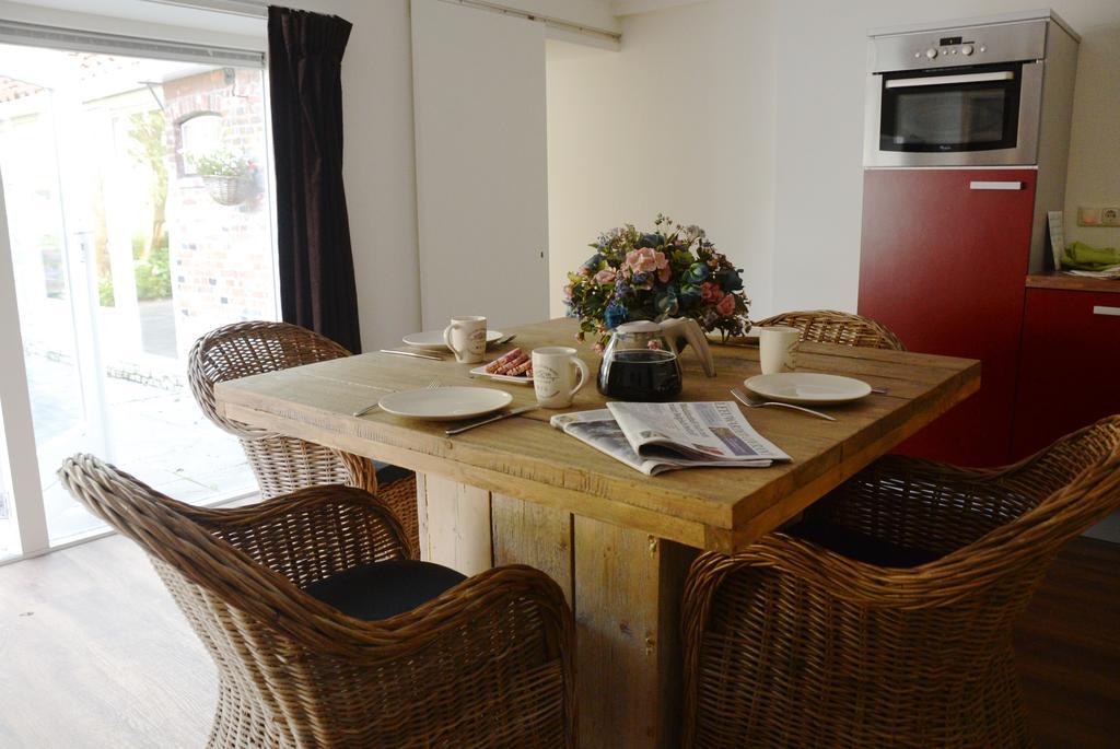 Appartementen Verhuur De Trijehoek Stiens Esterno foto
