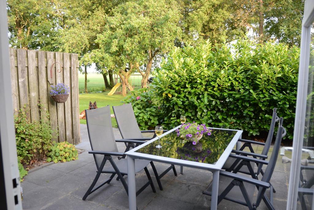 Appartementen Verhuur De Trijehoek Stiens Esterno foto
